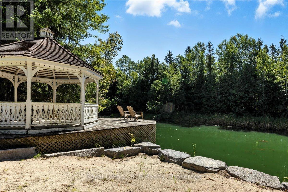 102703 Road 49, West Grey, Ontario  N0G 2L0 - Photo 44 - X12828600