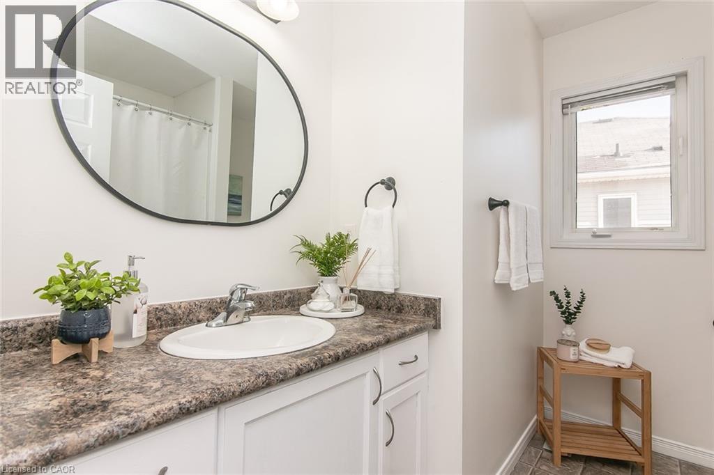 242 Westmeadow Drive Unit# B, Kitchener, Ontario  N2N 0A1 - Photo 32 - 40807912