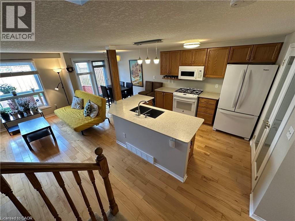 158 Wilderness Drive, Kitchener, Ontario  N2E 3R7 - Photo 5 - 40805072