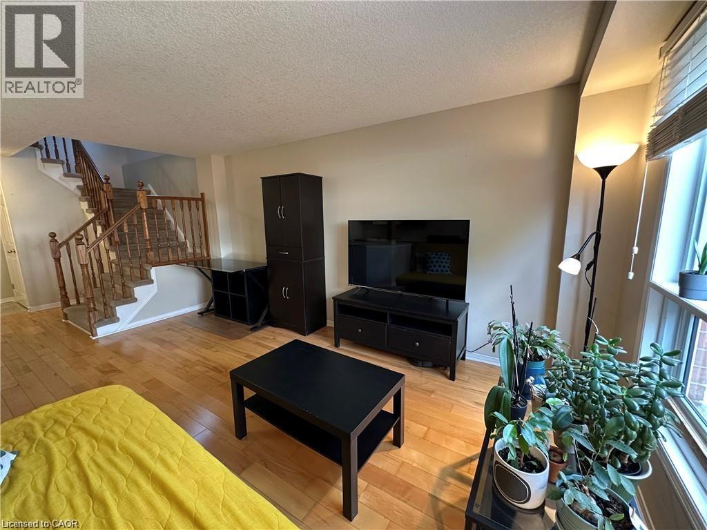 158 Wilderness Drive, Kitchener, Ontario  N2E 3R7 - Photo 8 - 40805072