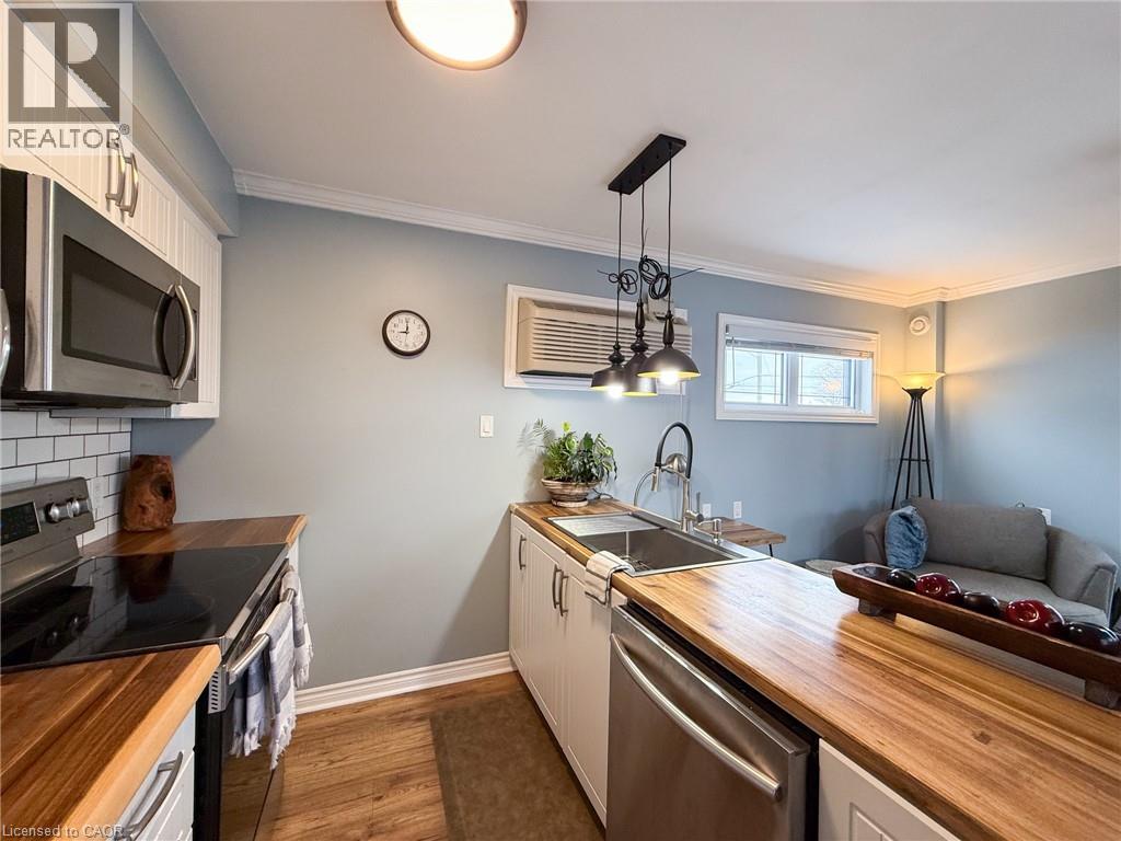 2017 Erie Street, Port Dover, Ontario  N0A 1N7 - Photo 7 - 40807629