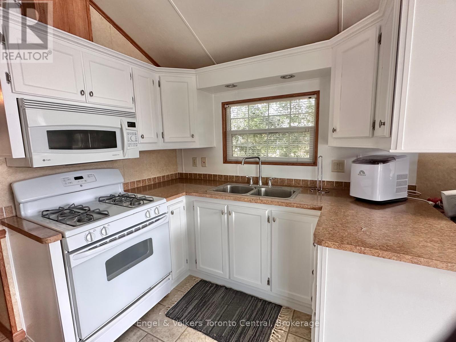 T106 - 7489 Sideroad 5 E, Wellington North, Ontario  N0G 2L0 - Photo 13 - X12831438