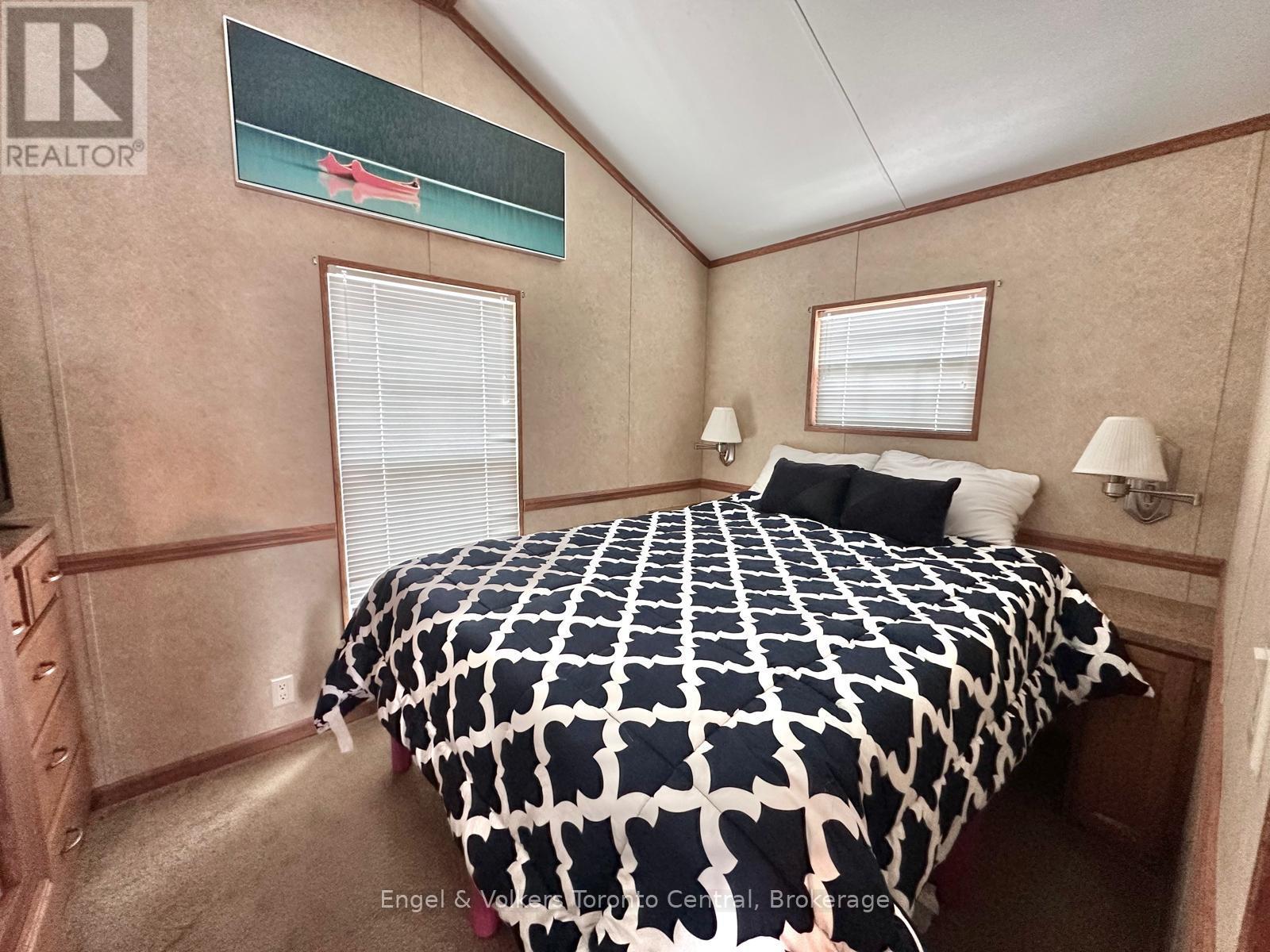 T106 - 7489 Sideroad 5 E, Wellington North, Ontario  N0G 2L0 - Photo 22 - X12831438