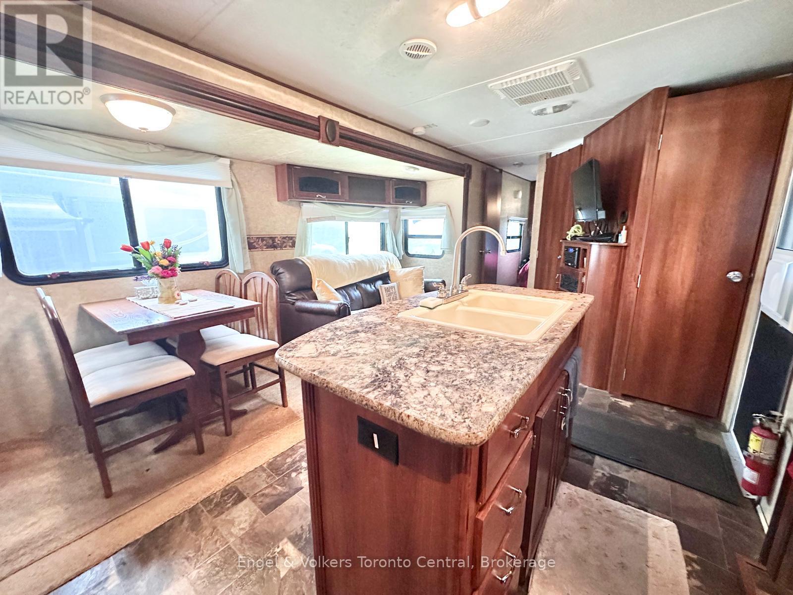 S4 - 7489 Sideroad 5 E, Wellington North, Ontario  N0G 2L0 - Photo 13 - X12831456