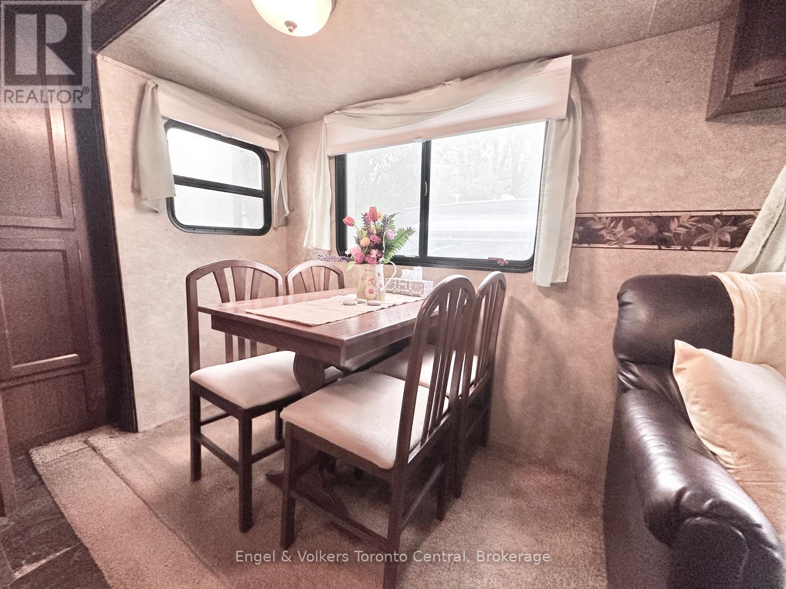 S4 - 7489 Sideroad 5 E, Wellington North, Ontario  N0G 2L0 - Photo 4 - X12831456