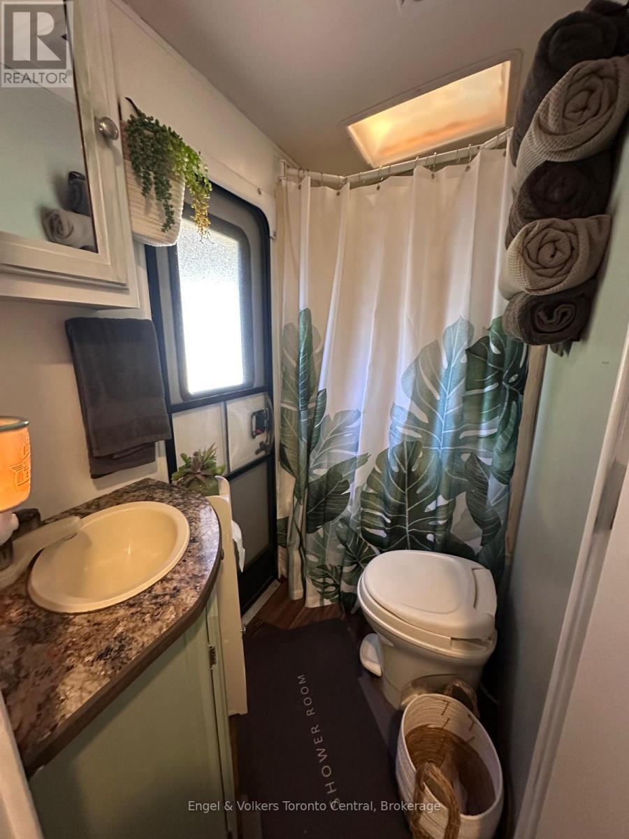 T 2 - 7489 Sideroad 5 E, Wellington North, Ontario  N0G 2L0 - Photo 17 - X12831460