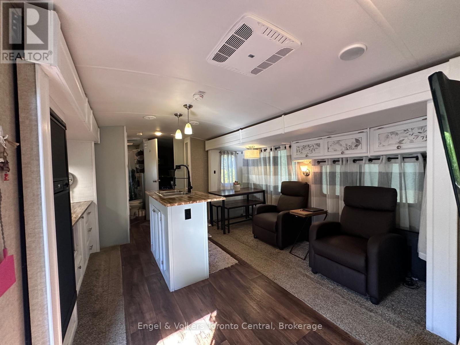 T 2 - 7489 Sideroad 5 E, Wellington North, Ontario  N0G 2L0 - Photo 7 - X12831460