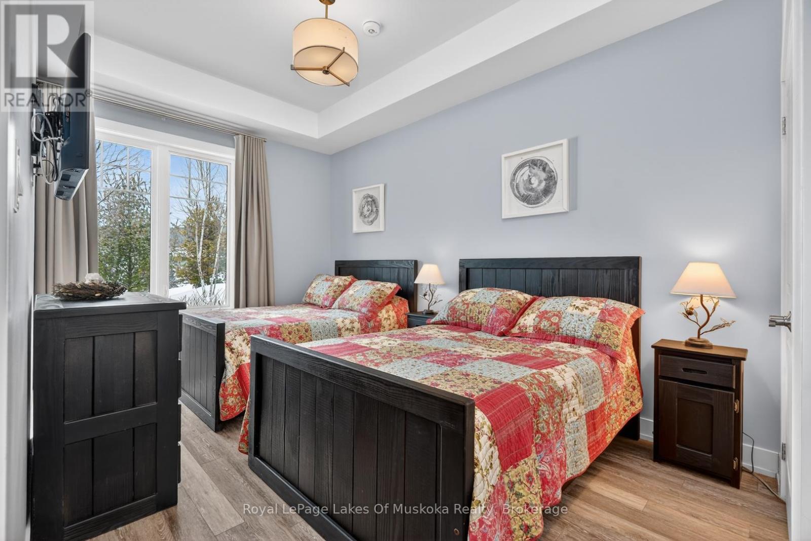 102 - 25 Pen Lake Point Road, Huntsville, Ontario  P1H 1A9 - Photo 11 - X12831966