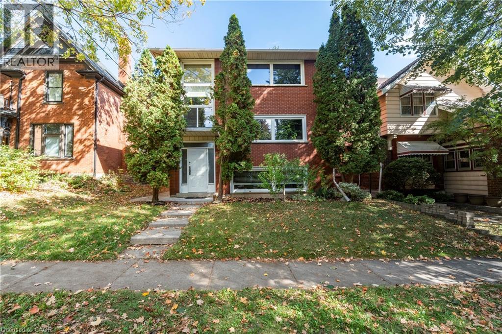 62 MOORE Avenue Unit# 1, Kitchener, Ontario