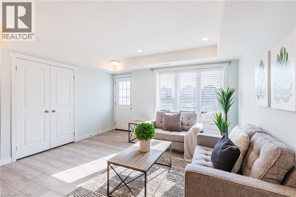 160 Rochefort Street Unit# E5, Kitchener, Ontario  N2R 1V5 - Photo 5 - 40808462