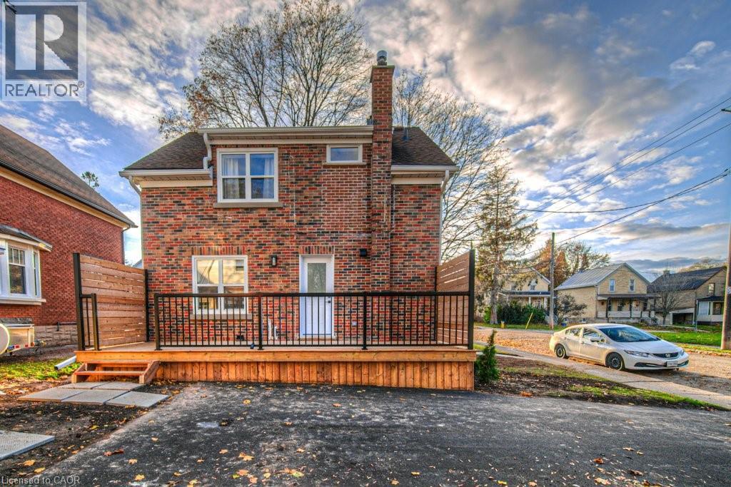 30 Dunbar Road S, Waterloo, Ontario  N2L 2E3 - Photo 29 - 40808514