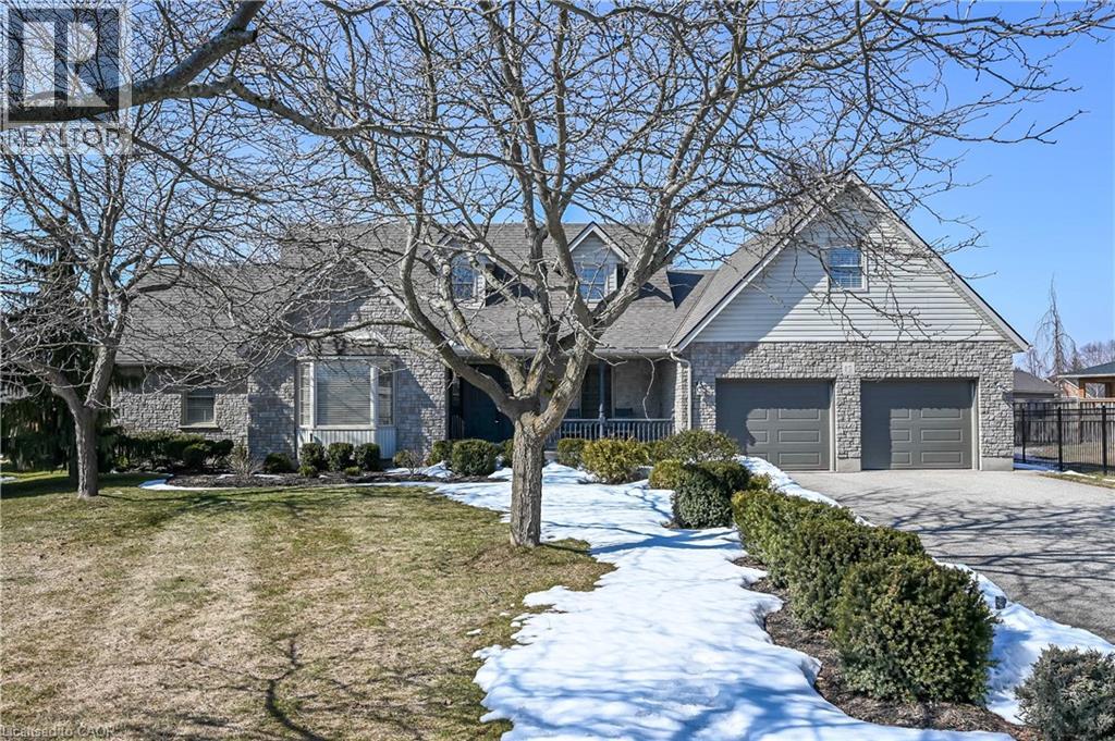 17 ANGLE Street, Simcoe, Ontario