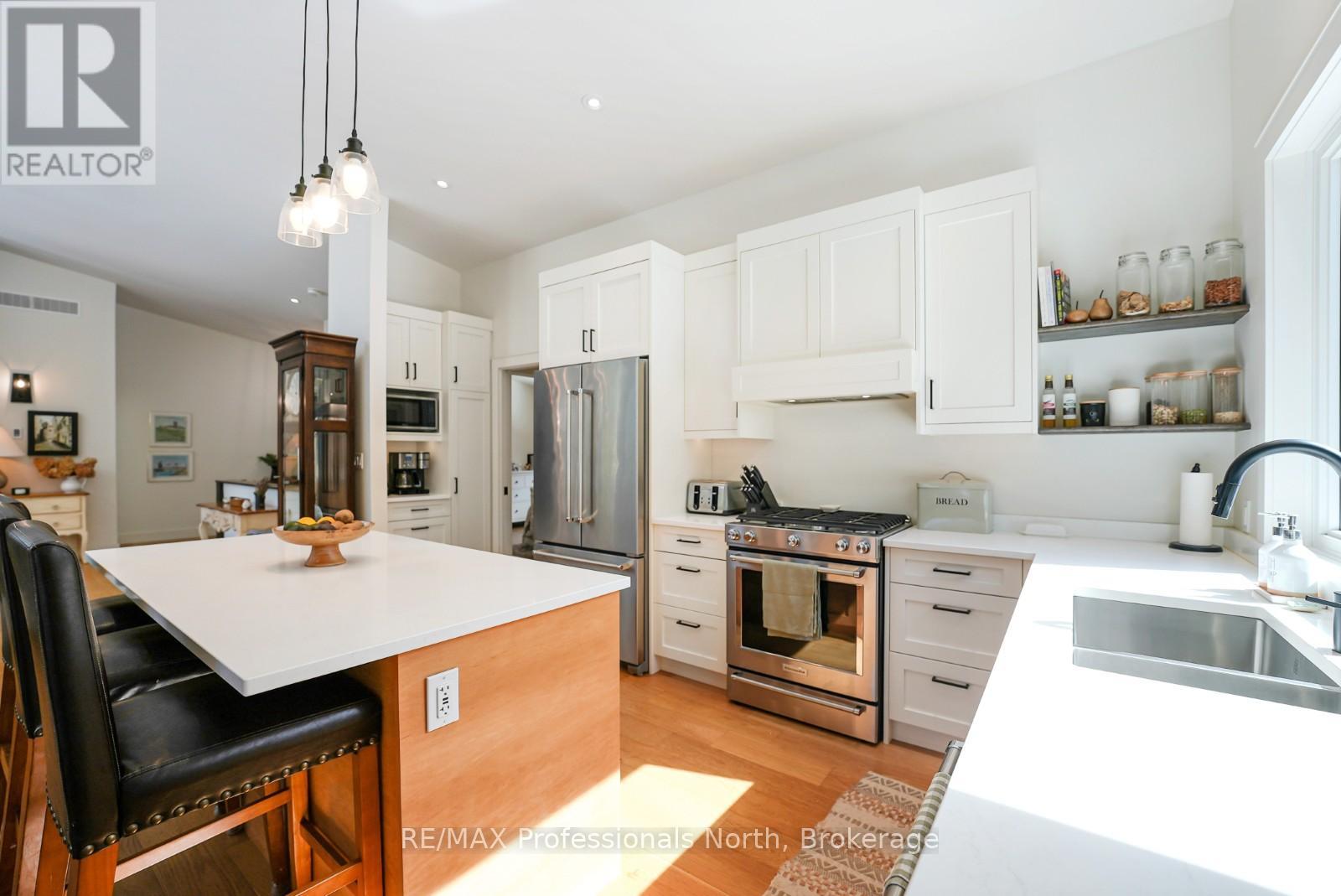 1086 Stothart Creek Road, Dysart Et Al, Ontario  K0M 1S0 - Photo 16 - X12833574