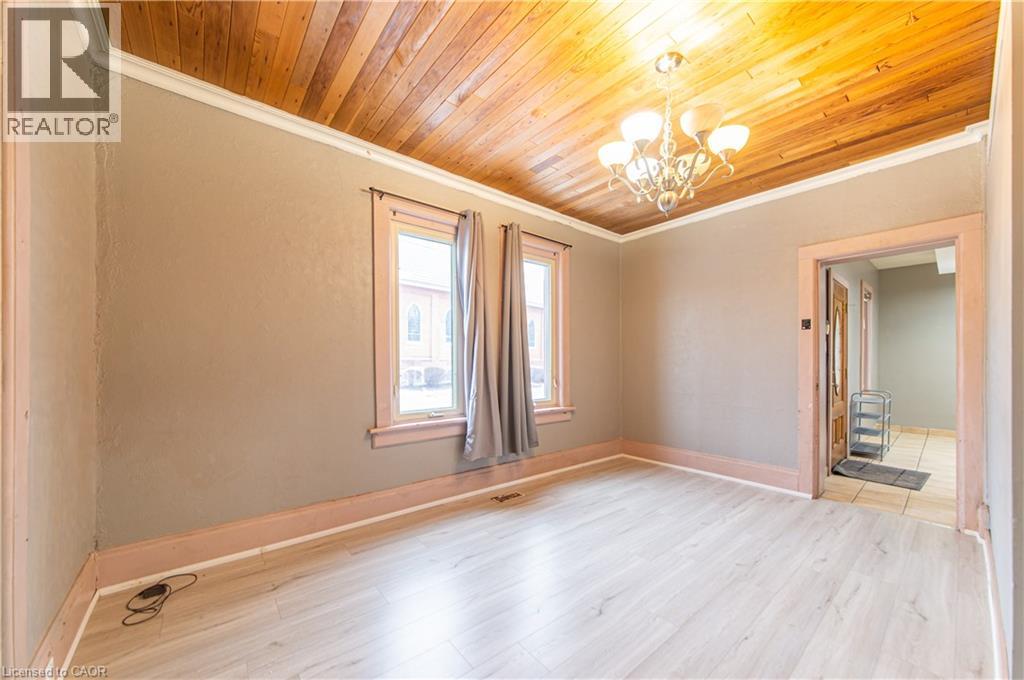 164 Lancaster Street E, Kitchener, Ontario  N2H 1N3 - Photo 6 - 40808665