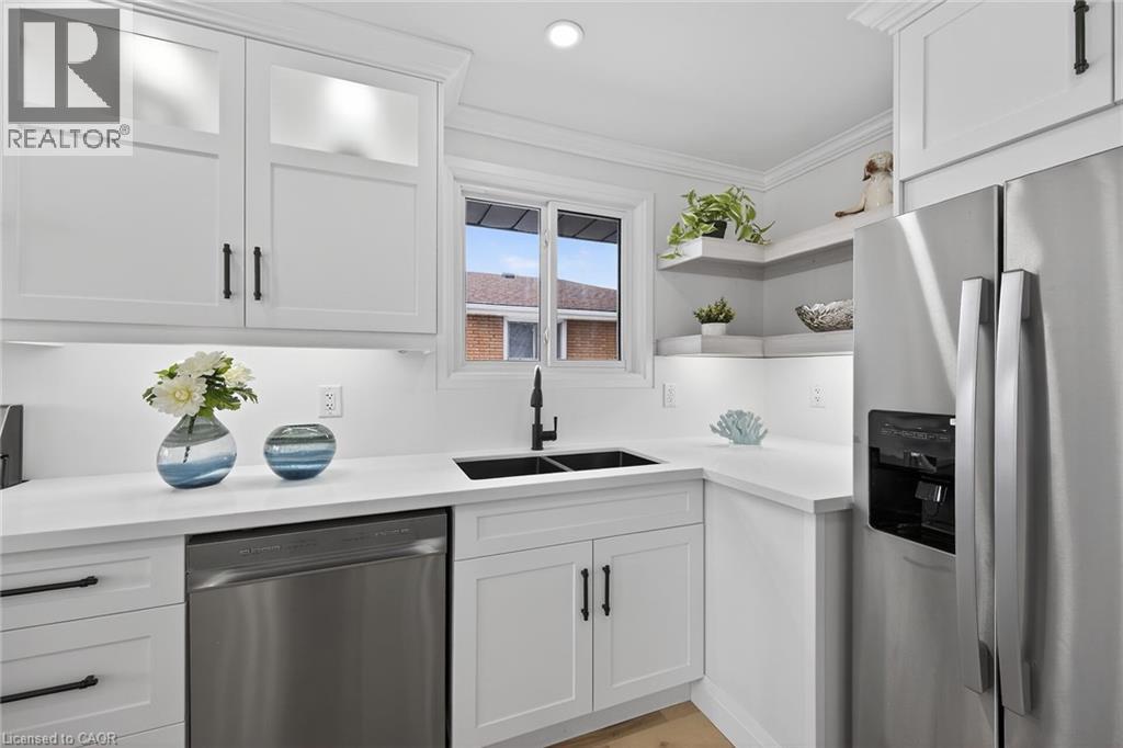 74 Victor Boulevard, Hamilton, Ontario  L9A 2V4 - Photo 8 - 40808647