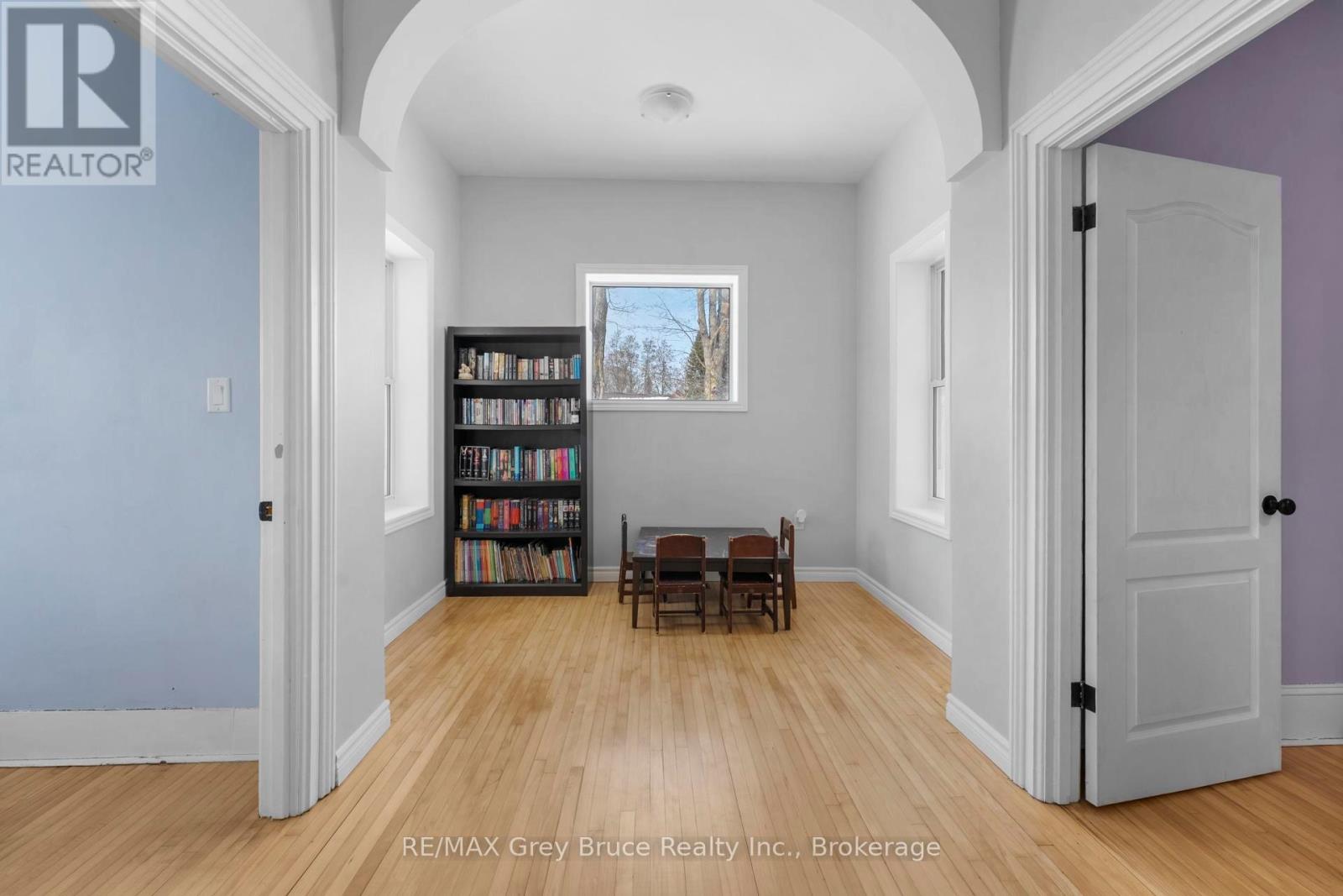 71 Main Street, Arran-Elderslie, Ontario  N0H 2N0 - Photo 38 - X12834790