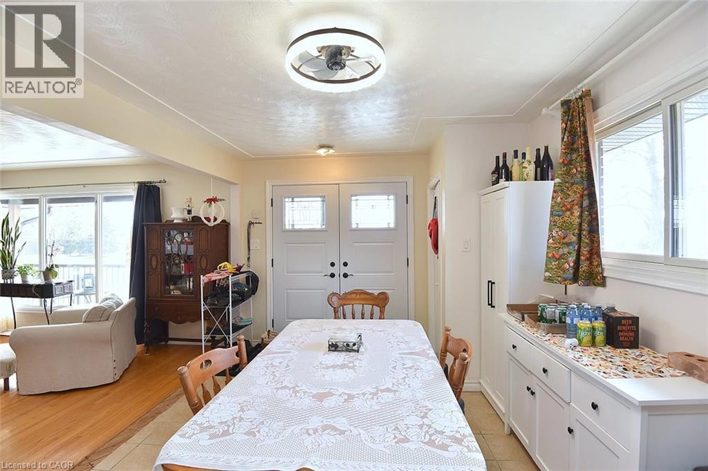 682 Mohawk Road W, Hamilton, Ontario  L9C 1X8 - Photo 11 - 40808253