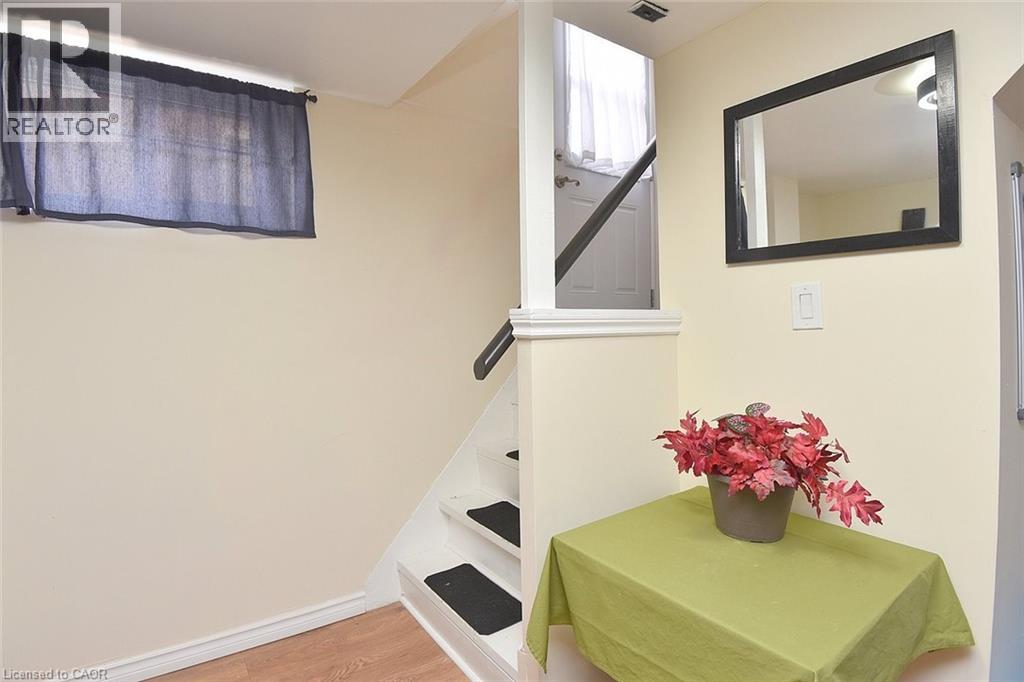 682 Mohawk Road W, Hamilton, Ontario  L9C 1X8 - Photo 29 - 40808253