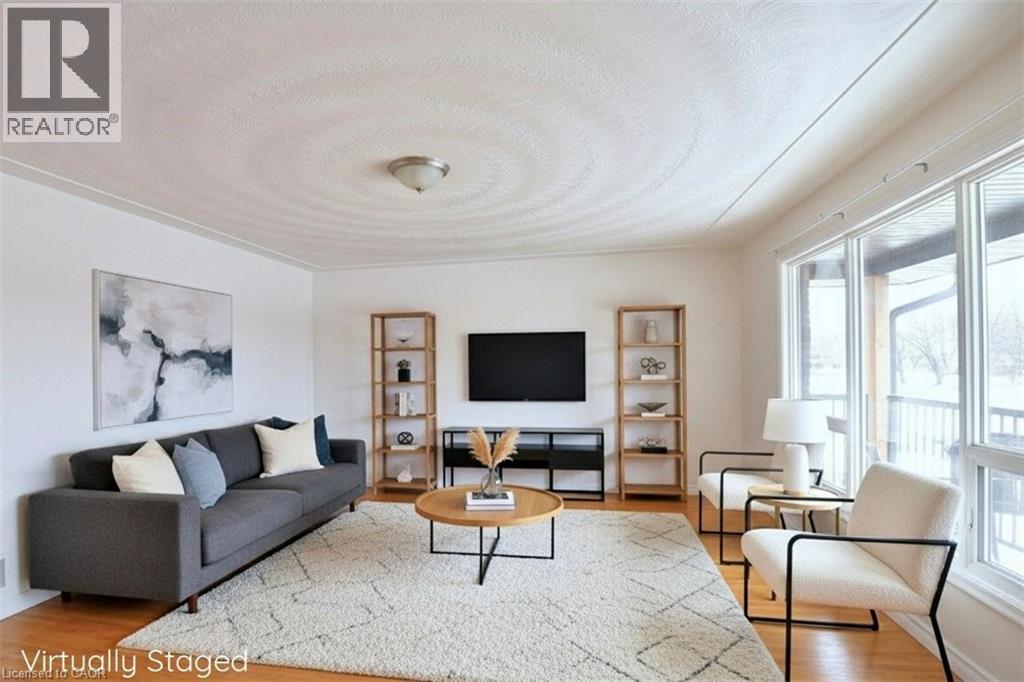 682 Mohawk Road W, Hamilton, Ontario  L9C 1X8 - Photo 8 - 40808253