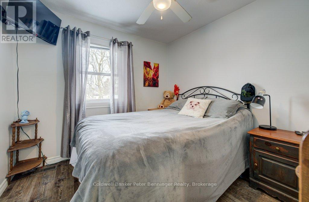 77 2nd Street Crescent, Hanover, Ontario  N4N 3K3 - Photo 23 - X12835366