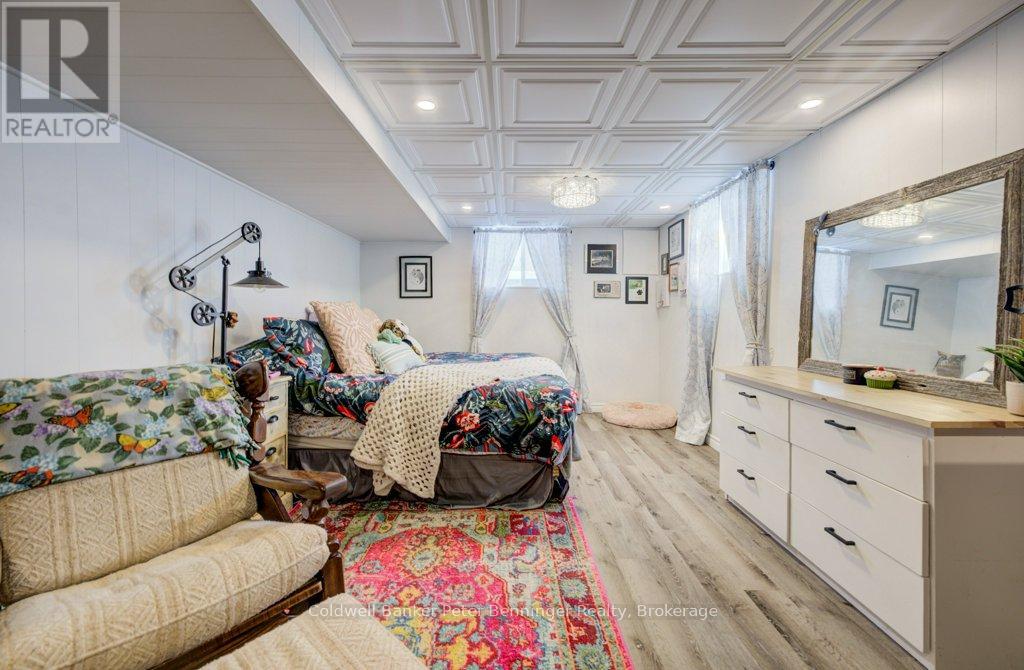 77 2nd Street Crescent, Hanover, Ontario  N4N 3K3 - Photo 27 - X12835366