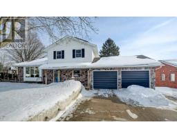 77 2ND STREET CRESCENT, Hanover, Ontario