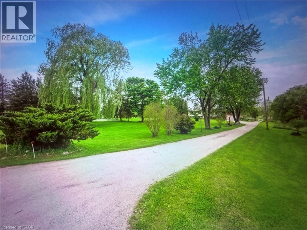 4662 GOVERNORS Road, Hamilton, Ontario