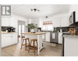 11 SILVERWOOD DRIVE, Huntsville, Ontario