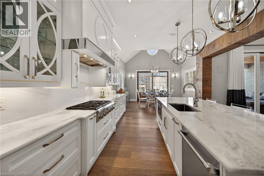 747 Vernon Place, Ancaster, Ontario  L9G 3H4 - Photo 8 - 40809135