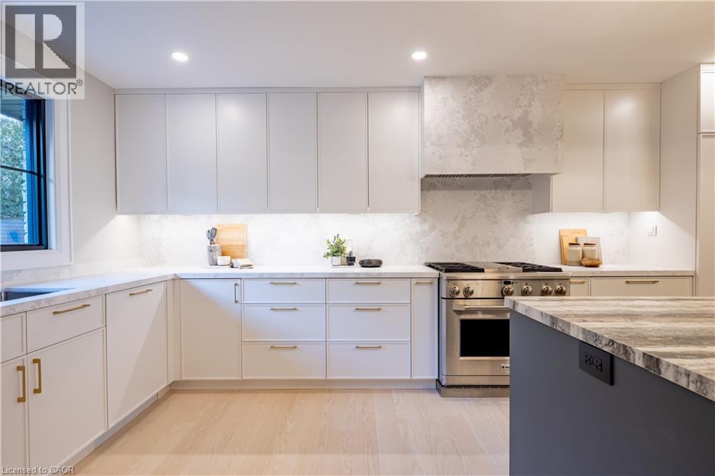 841 Danforth Place, Burlington, Ontario  L7T 1S1 - Photo 6 - 40808802