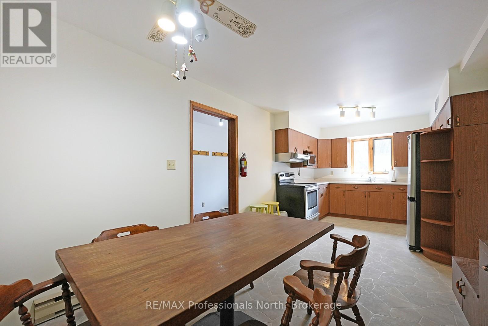 11601 Highway 118 Highway, Dysart Et Al, Ontario  K0M 1S0 - Photo 15 - X12839488