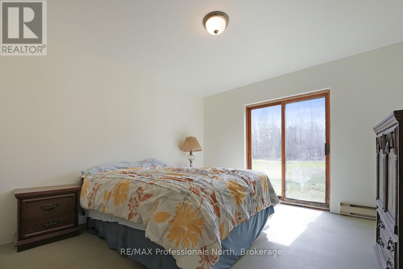 11601 Highway 118 Highway, Dysart Et Al, Ontario  K0M 1S0 - Photo 30 - X12839488