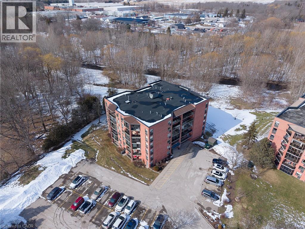 17 MILL POND Court Unit# 301, Simcoe, Ontario
