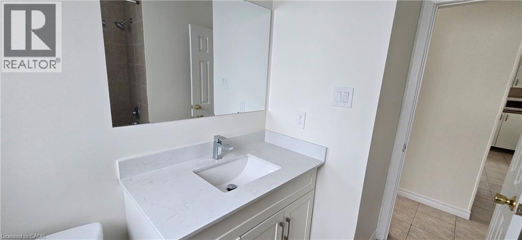 23 Rutherford Drive Unit# B, Kitchener, Ontario  N2A 1P8 - Photo 7 - 40809243