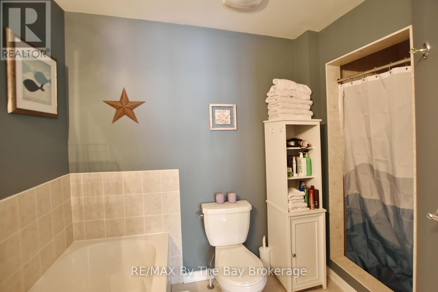 37 Berkshire Avenue, Wasaga Beach, Ontario  L9Z 0G3 - Photo 15 - S12842220