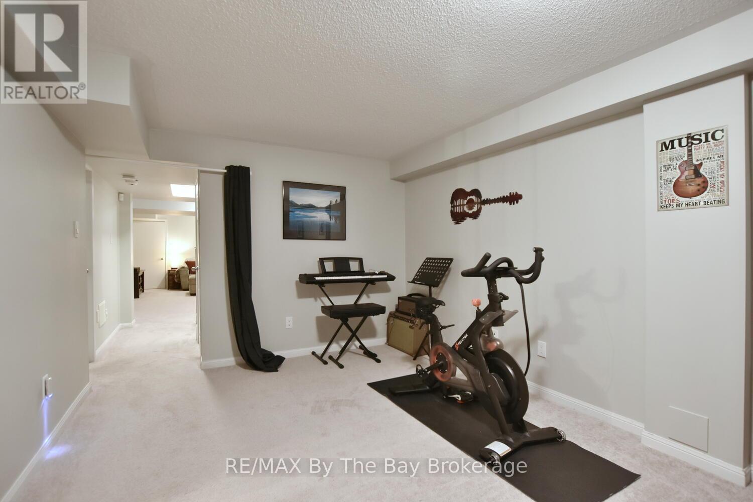 37 Berkshire Avenue, Wasaga Beach, Ontario  L9Z 0G3 - Photo 31 - S12842220