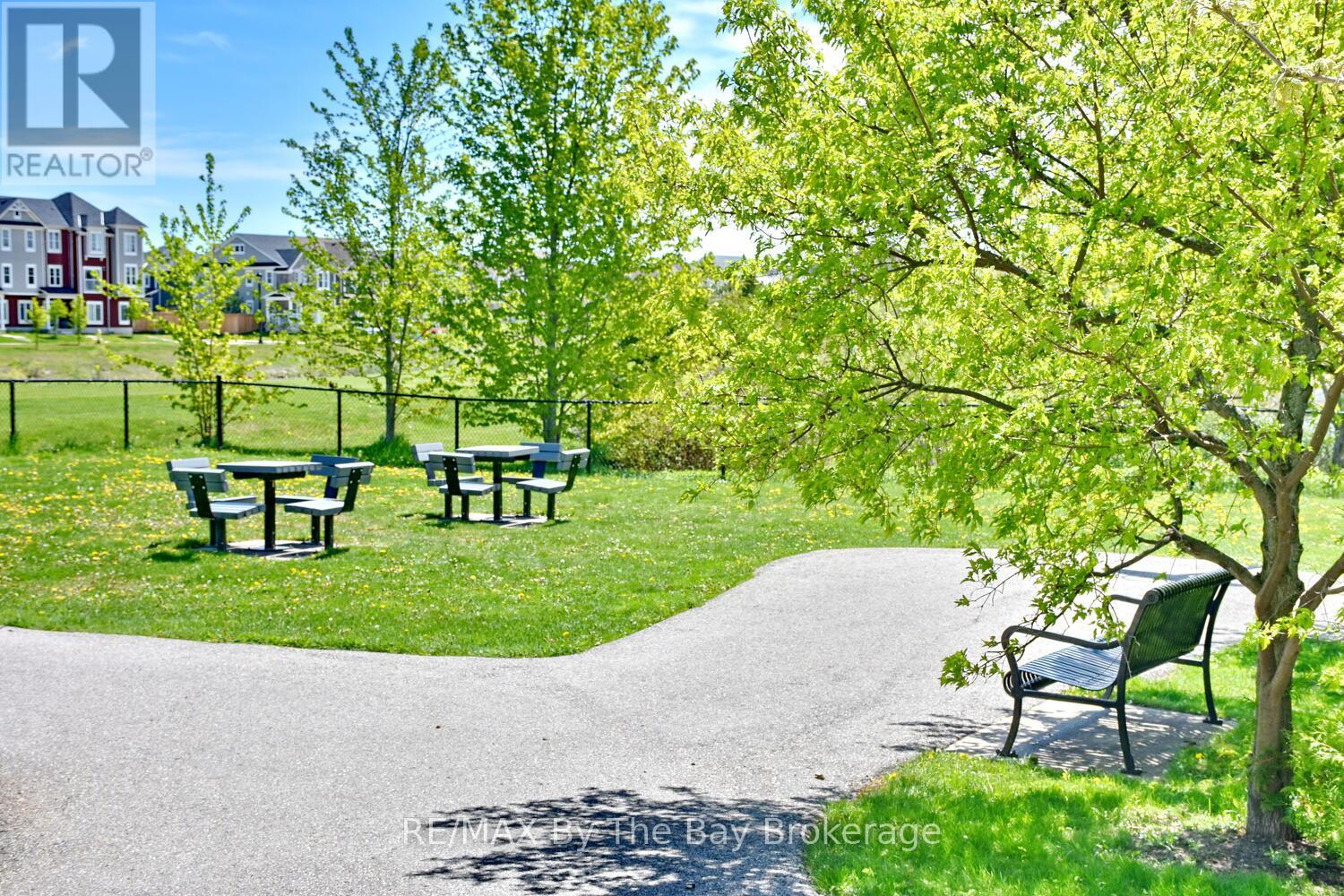 37 Berkshire Avenue, Wasaga Beach, Ontario  L9Z 0G3 - Photo 36 - S12842220