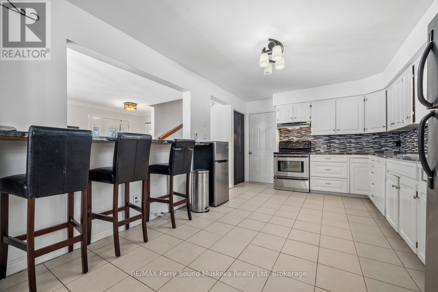 55 A Cascade Street E, Parry Sound, Ontario  P2A 1K3 - Photo 17 - X12843260