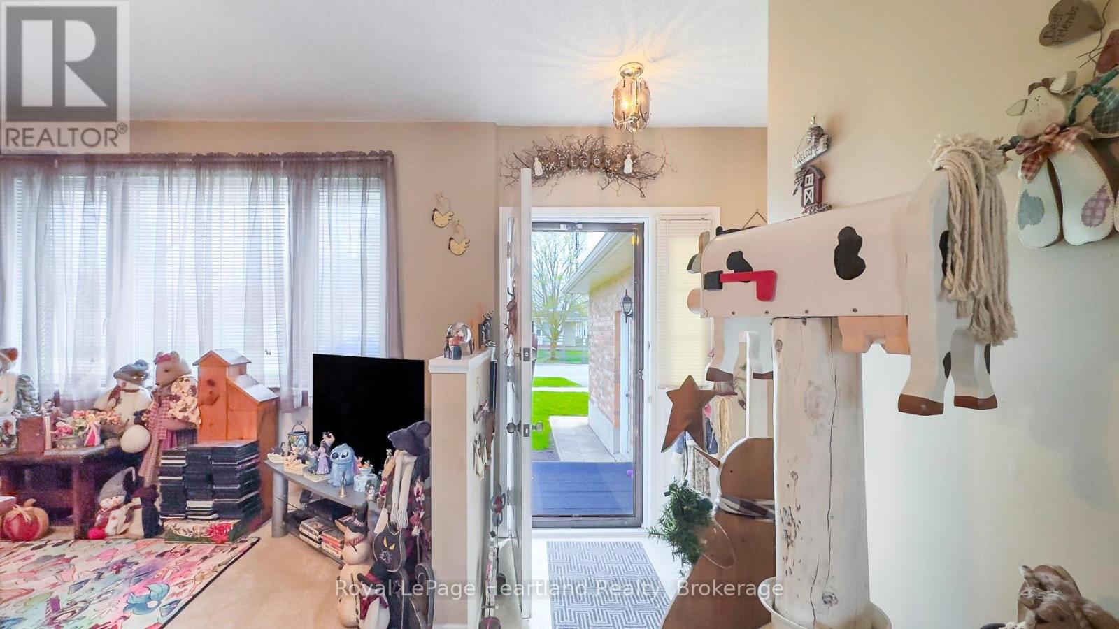 91 Anglesea Street, Goderich, Ontario  N7A 1V2 - Photo 4 - X12843524