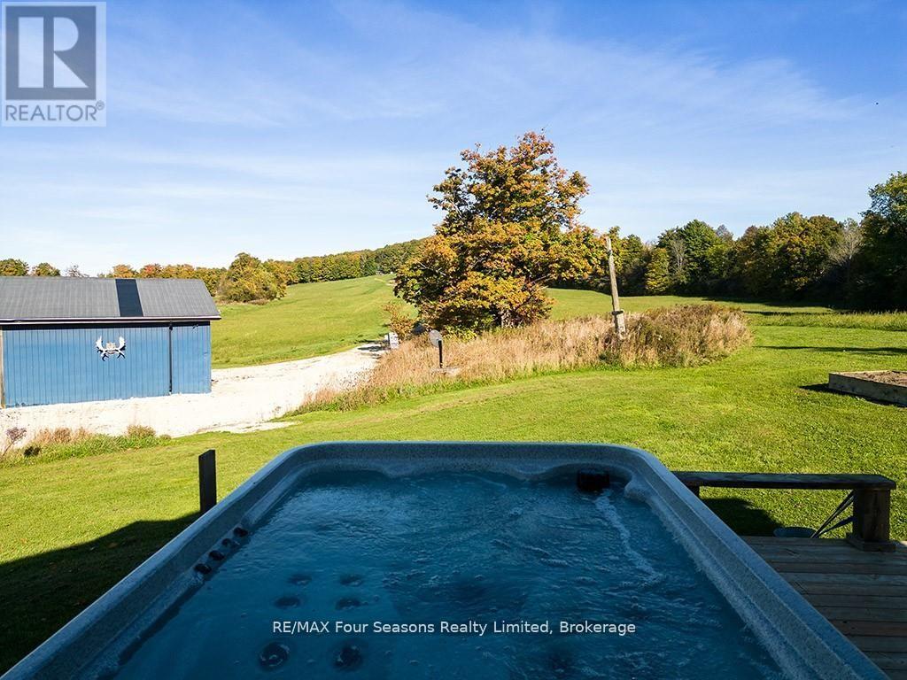 495529 Grey Road 2, Blue Mountains, Ontario  N0H 2E0 - Photo 30 - X12843930