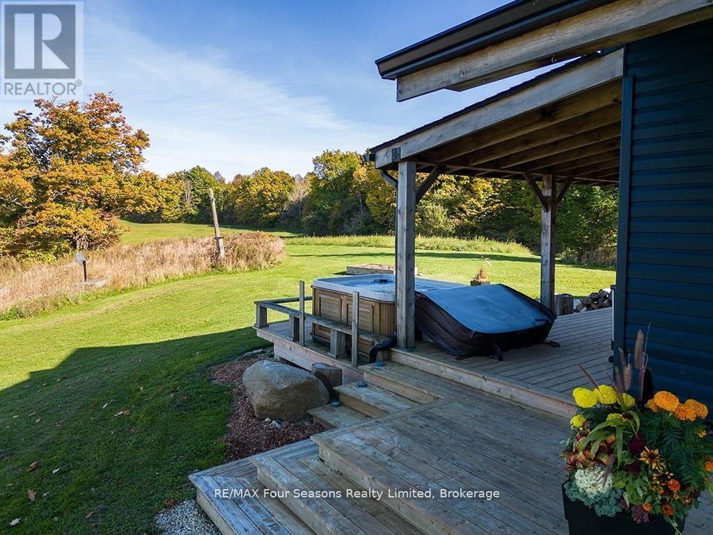 495529 Grey Road 2, Blue Mountains, Ontario  N0H 2E0 - Photo 31 - X12843930