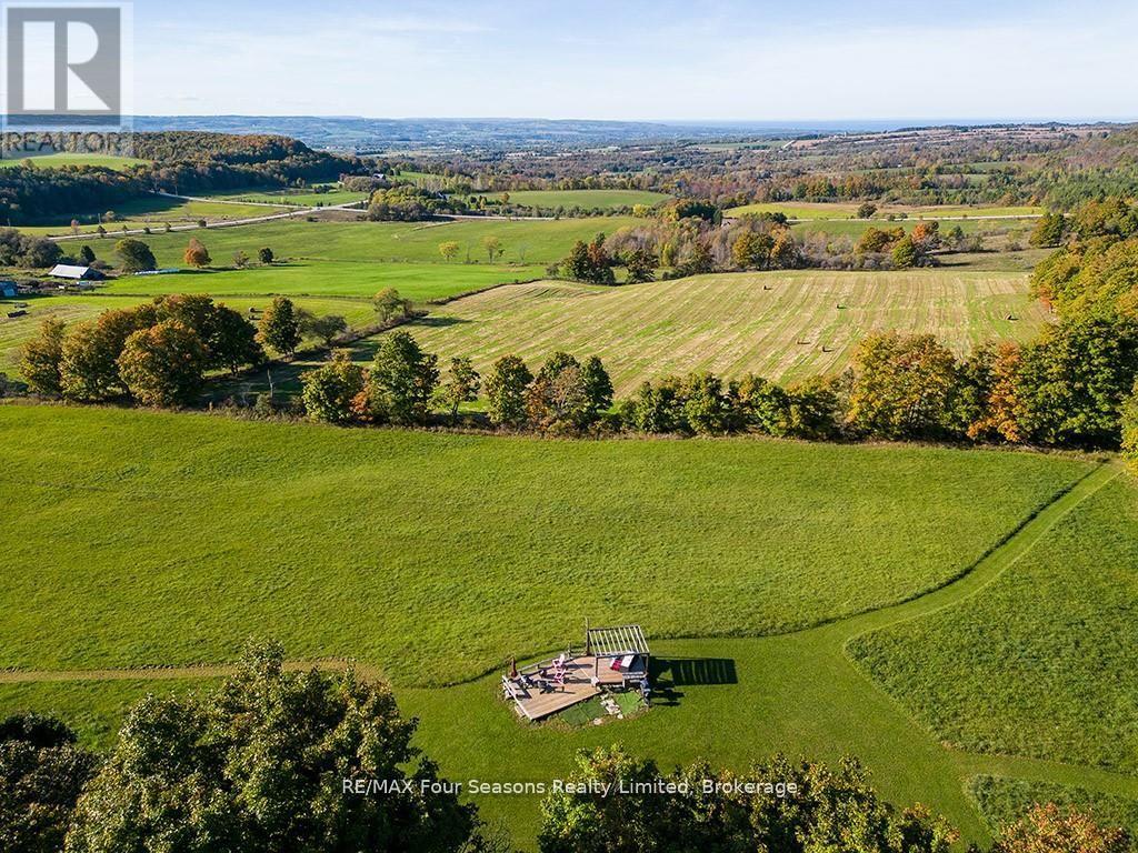 495529 Grey Road 2, Blue Mountains, Ontario  N0H 2E0 - Photo 5 - X12843930
