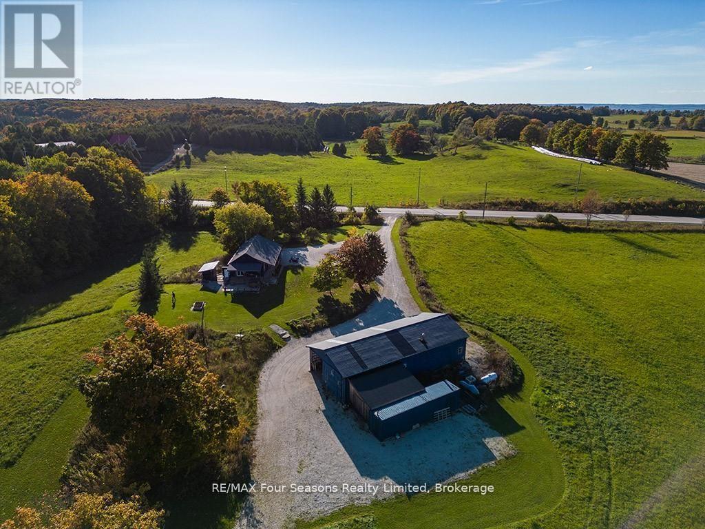 495529 Grey Road 2, Blue Mountains, Ontario  N0H 2E0 - Photo 9 - X12843930