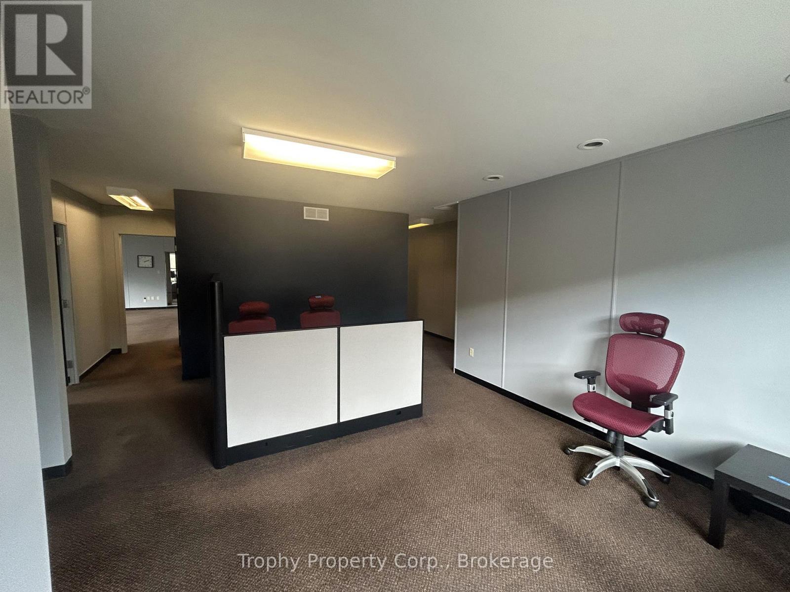 200 - 235 Highland Street, Dysart Et Al, Ontario  K0M 1S0 - Photo 10 - X12845396