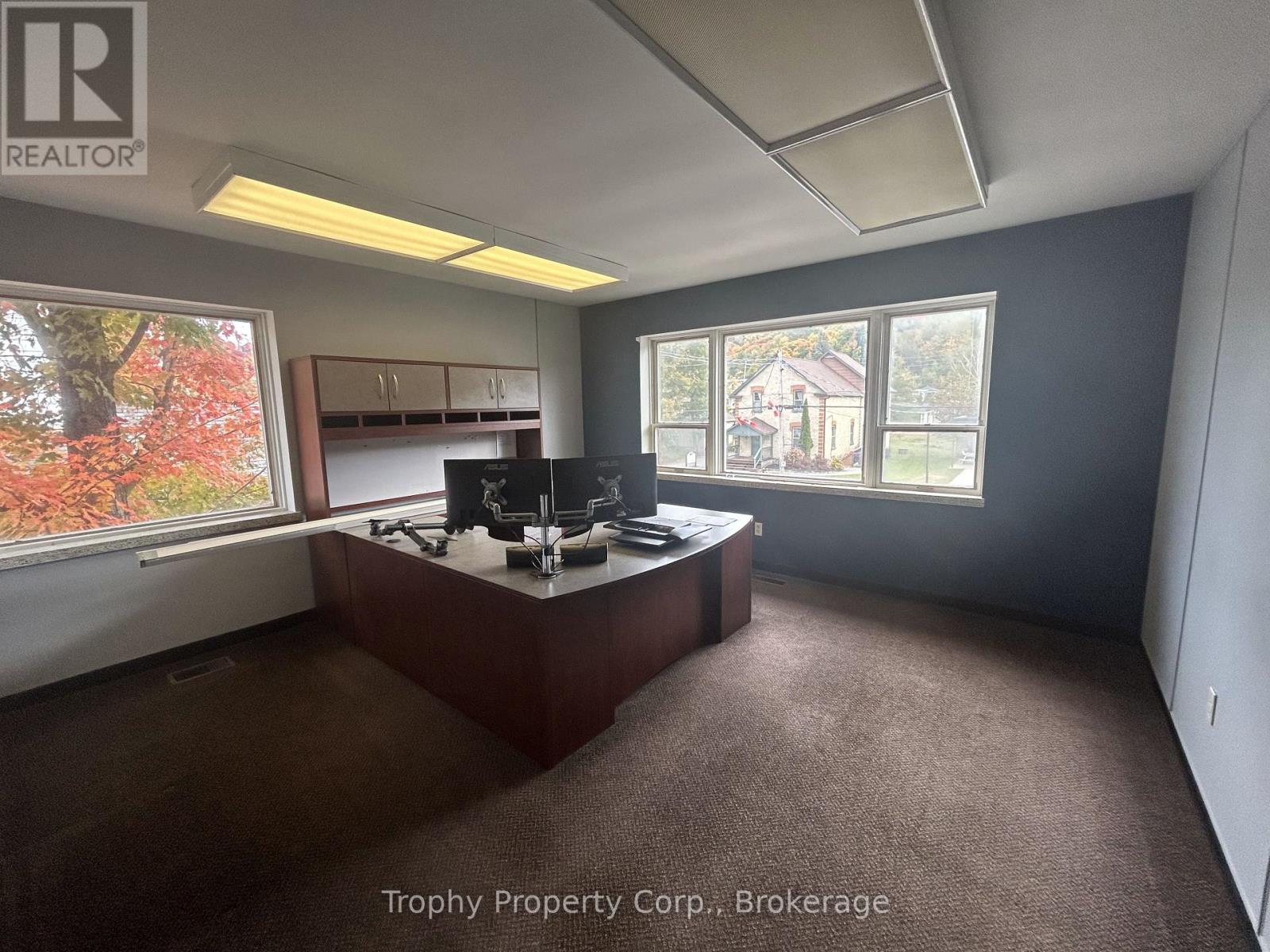 200 - 235 Highland Street, Dysart Et Al, Ontario  K0M 1S0 - Photo 4 - X12845396