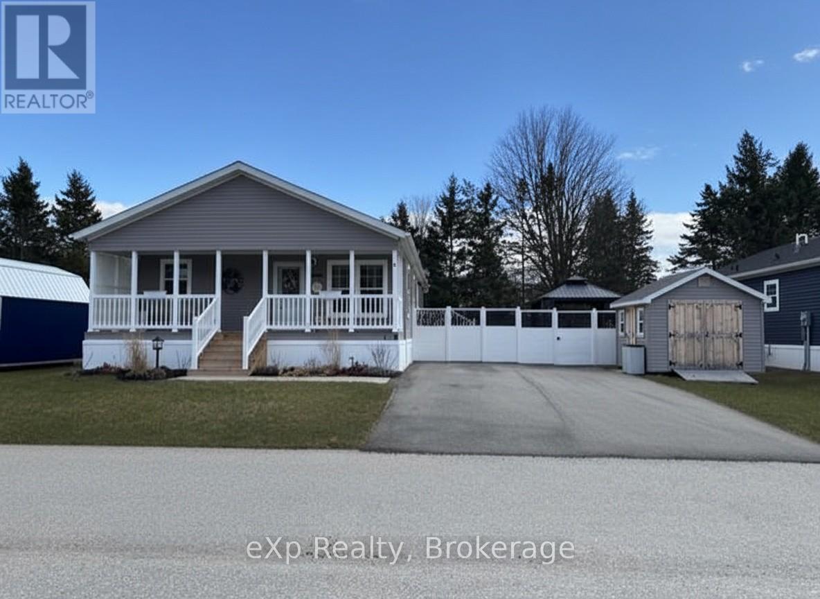 206 Spruce Drive, West Grey, Ontario  N0G 0C4 - Photo 2 - X12846222