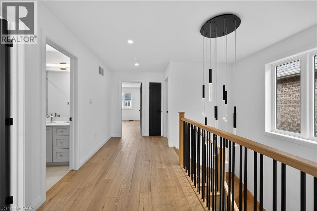 12 Shady Oaks Trail, Hamilton, Ontario  L9B 0E9 - Photo 44 - 40809734