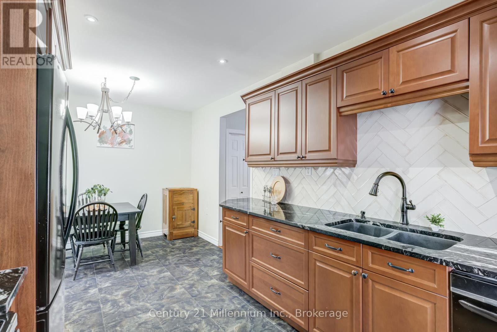 328 Bruce Road 40, Arran-Elderslie, Ontario  N0H 1L0 - Photo 17 - X12848598