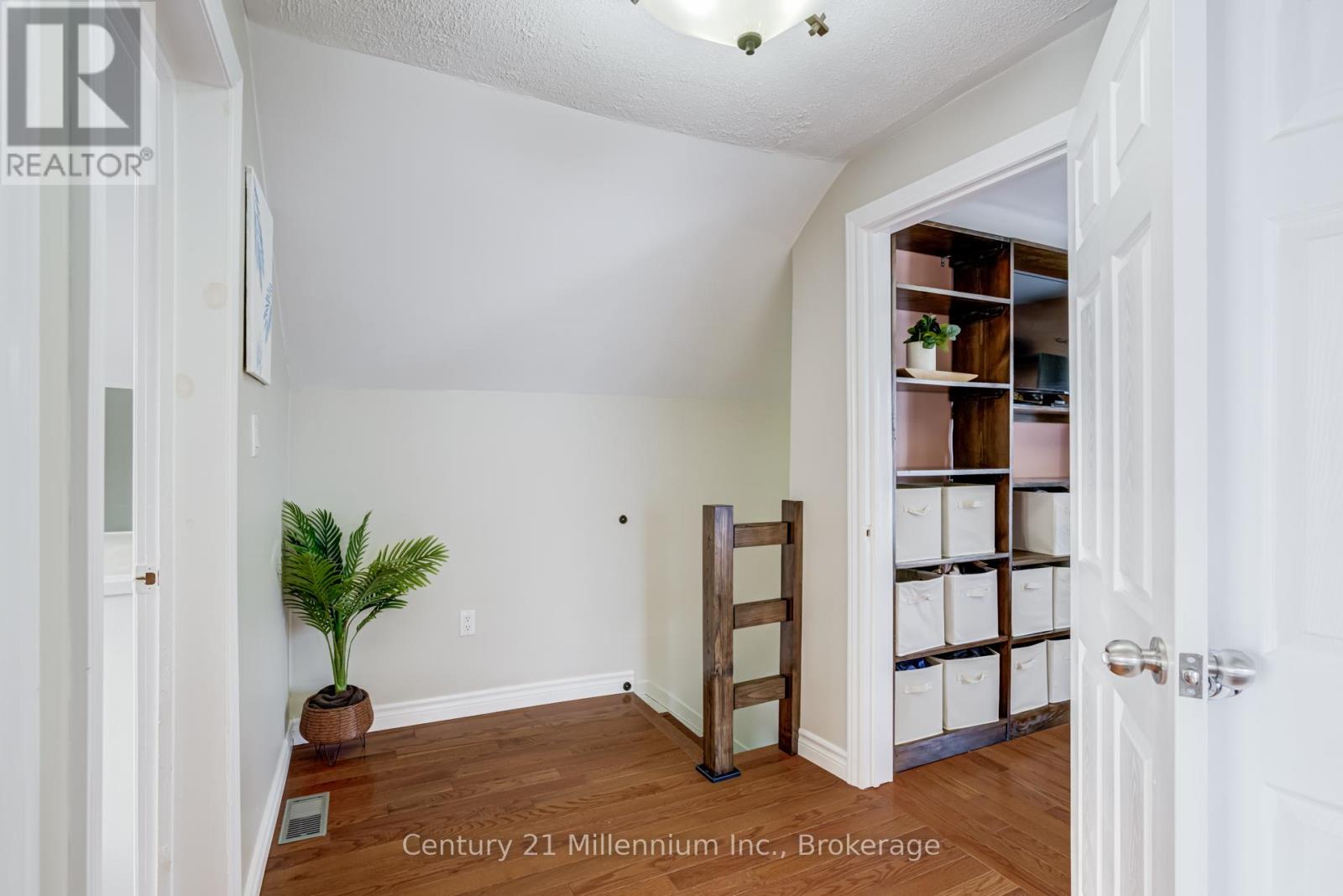 328 Bruce Road 40, Arran-Elderslie, Ontario  N0H 1L0 - Photo 24 - X12848598