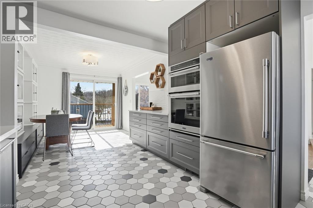 81 Thomson Drive, Waterdown, Ontario  L8B 0G5 - Photo 15 - 40809930